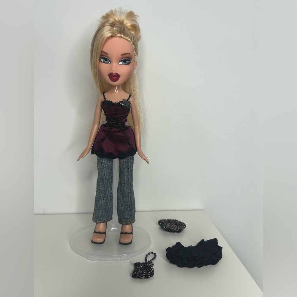 Bratz Step Out Cloe